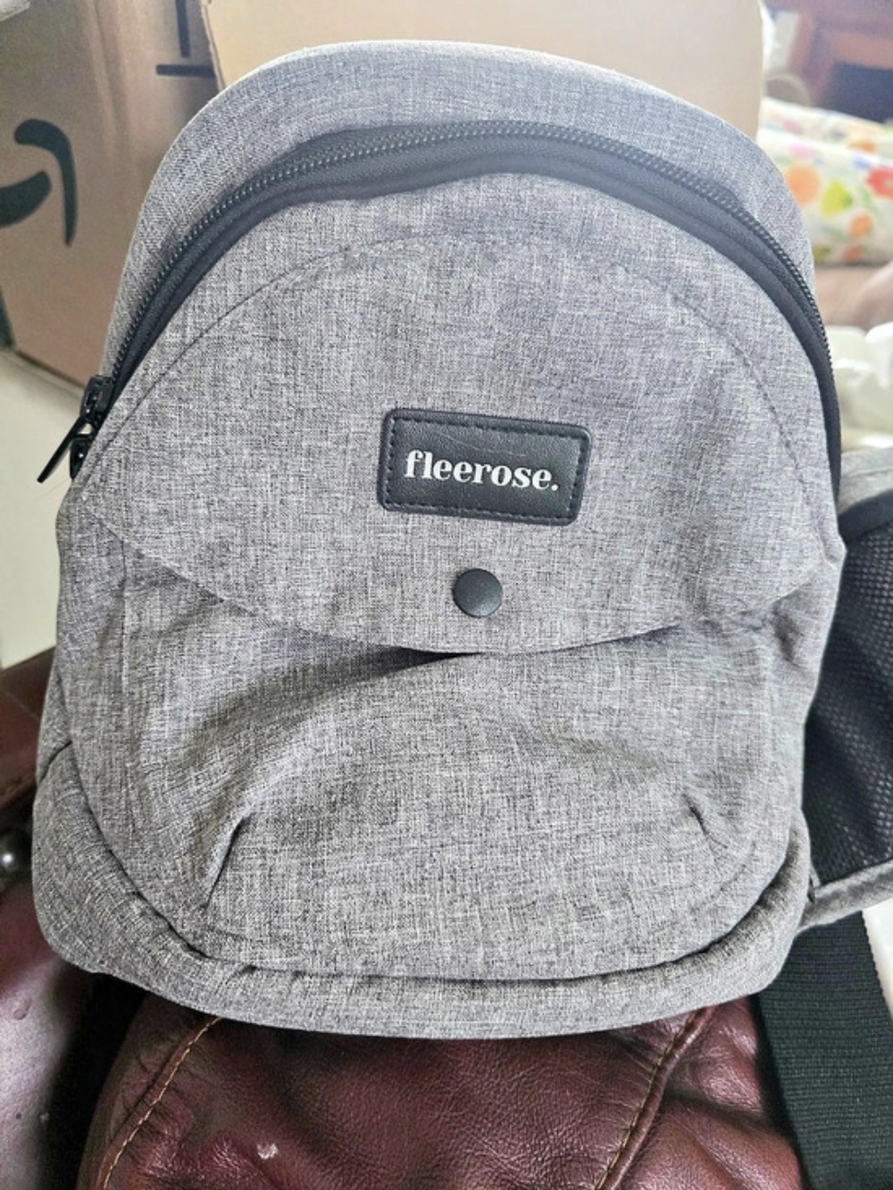 Gray & Black Baby Hip Carrier - Like Tushbaby
